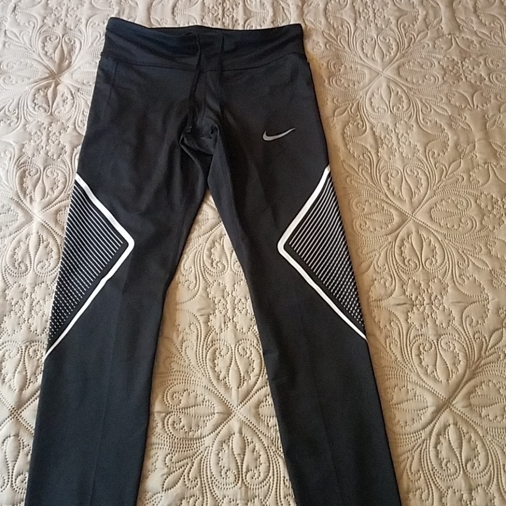 New without tags Nike leggings